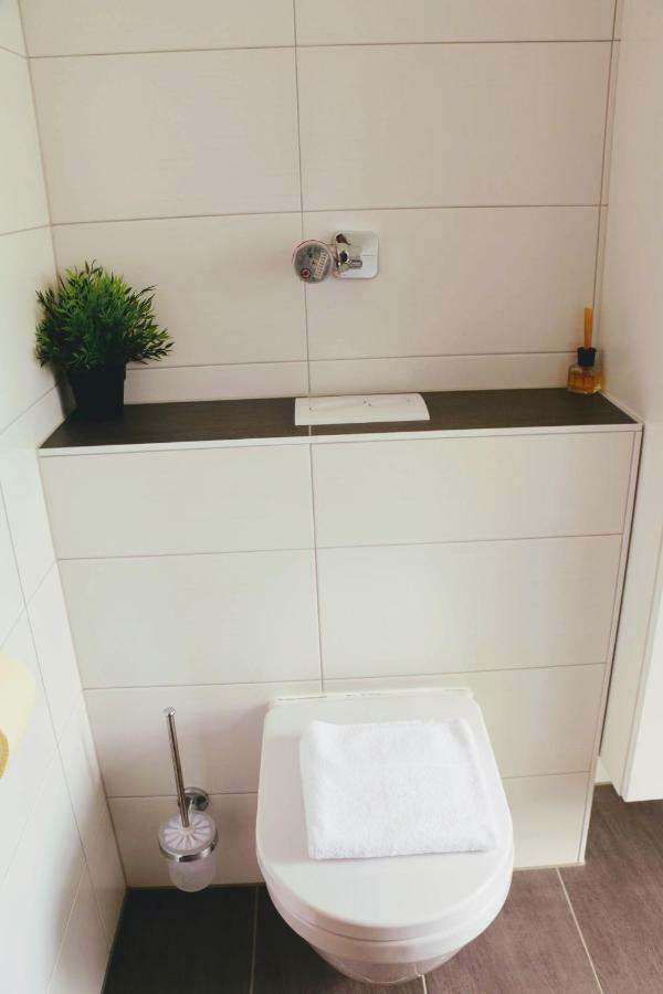 Green Wall Apartment Капрун Екстер'єр фото