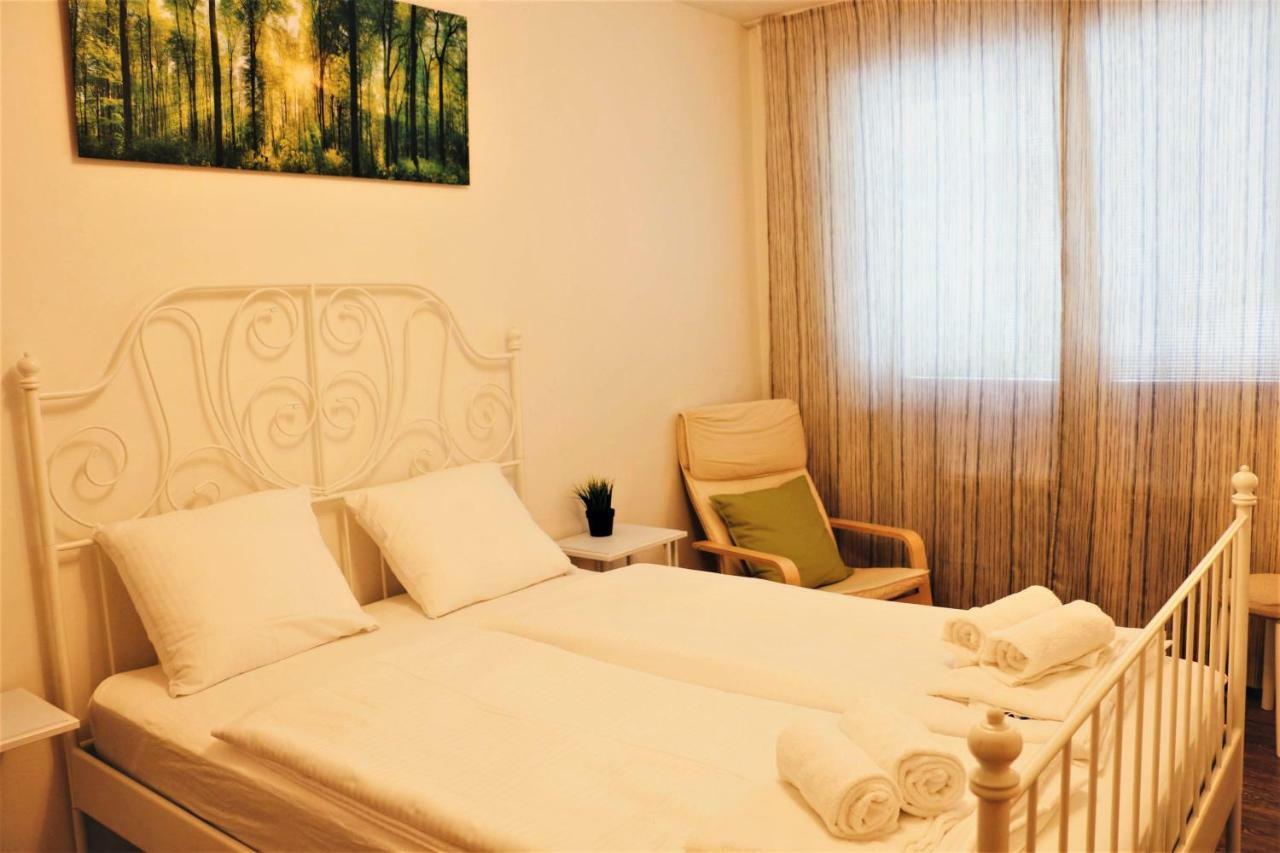 Green Wall Apartment Капрун Екстер'єр фото