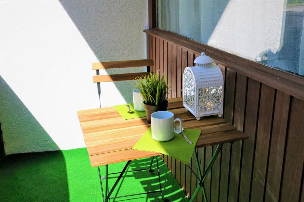 Green Wall Apartment Капрун Екстер'єр фото