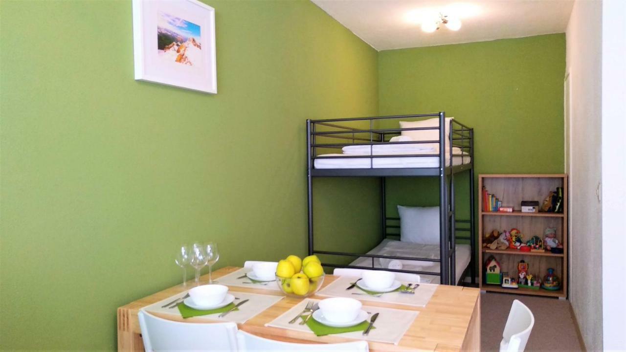 Green Wall Apartment Капрун Екстер'єр фото