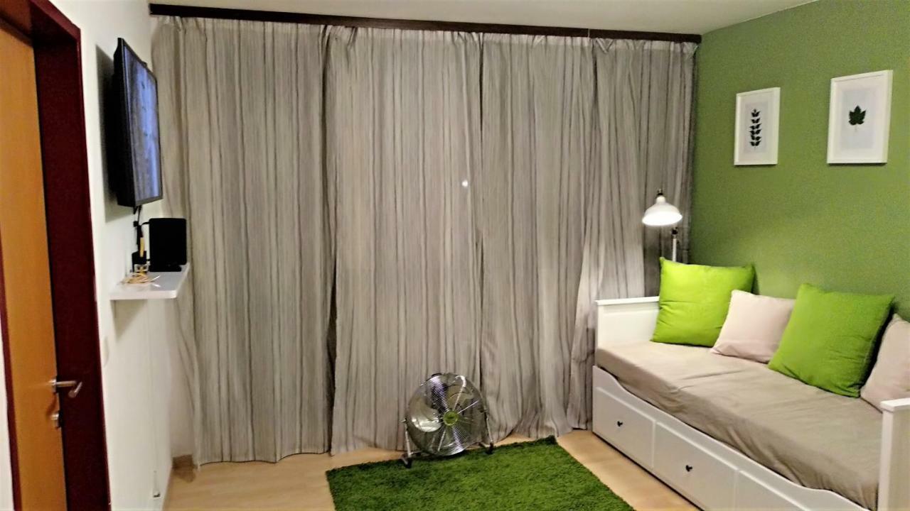 Green Wall Apartment Капрун Екстер'єр фото